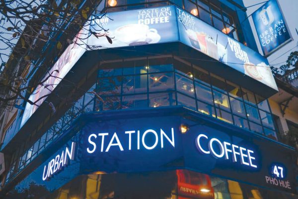 Urban Station nổi bật và là điểm đến yêu thích của nhiều người đam mê cà phê
